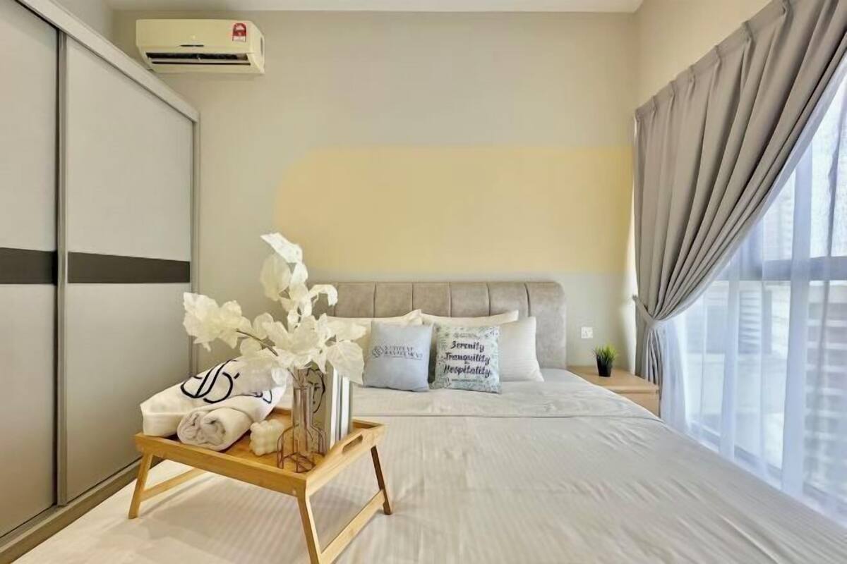 3 bedrooms, iron/ironing board, free WiFi, bed sheets