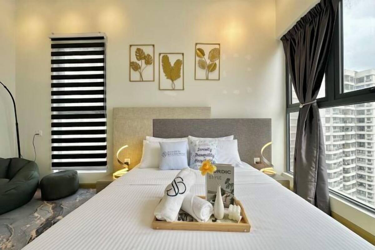 3 bedrooms, iron/ironing board, free WiFi, bed sheets