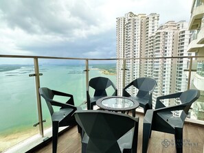 Family Apartment, 2 Bedrooms, Non Smoking, Sea View | Balcony