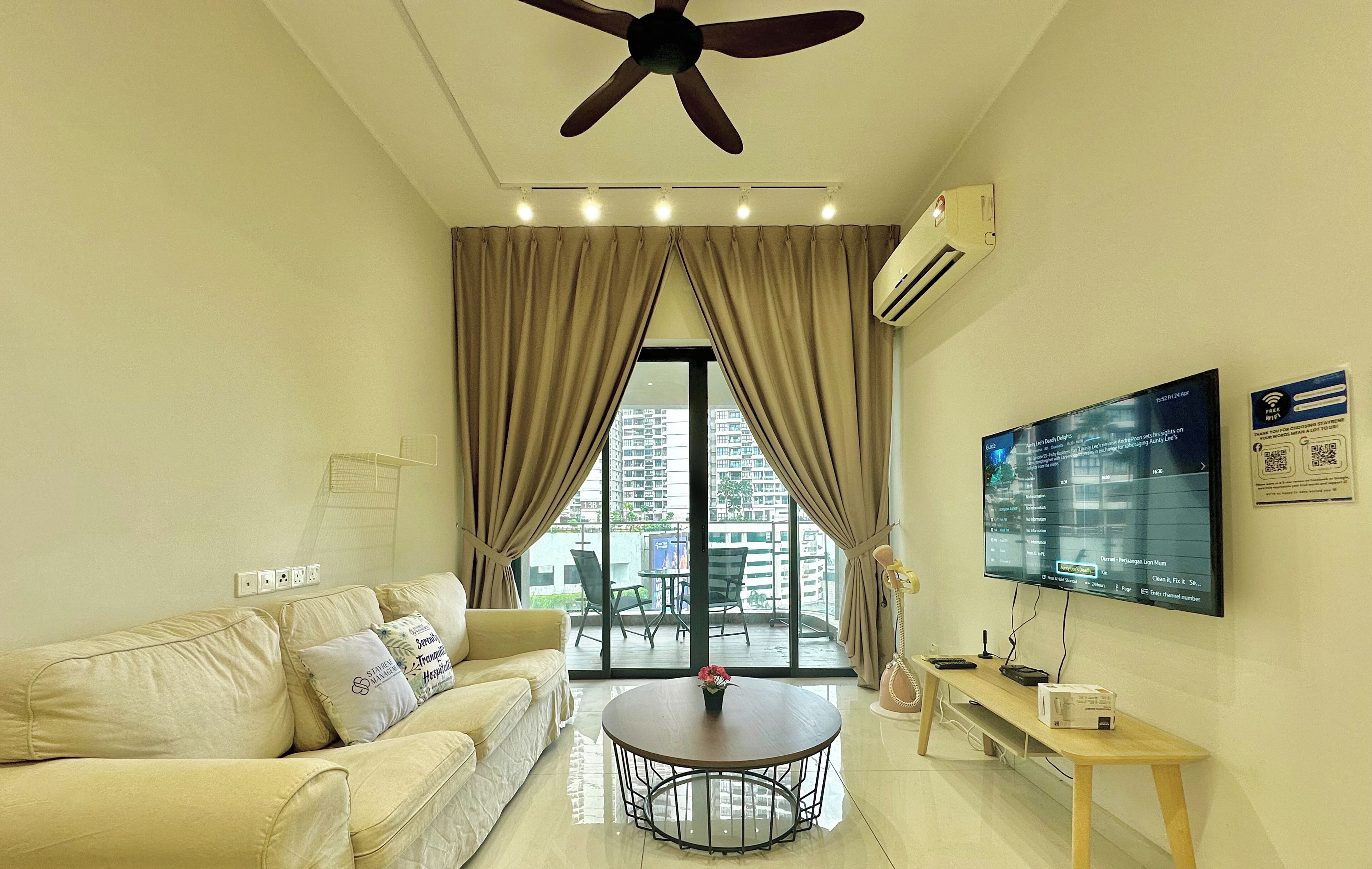Apartemen Deluks, Bebas Asap Rokok, menara | Area keluarga | Smart TV 55-inci dengan saluran TV digital dan Netflix