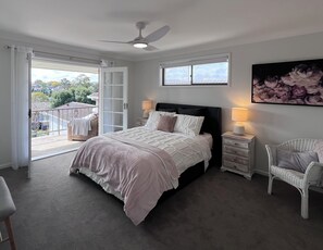 6 makuuhuonetta, silitysrauta/-lauta, Wi-Fi, vuodevaatteet