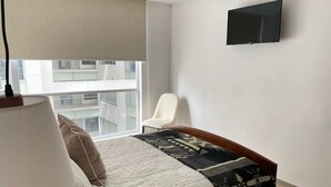 Comfort Apartment, Balcony | 1 bedroom, iron/ironing board, WiFi (free) - Suite 503. Edificio Quarzo (Quito)