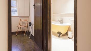 Casa, vistas al jardín | Baño