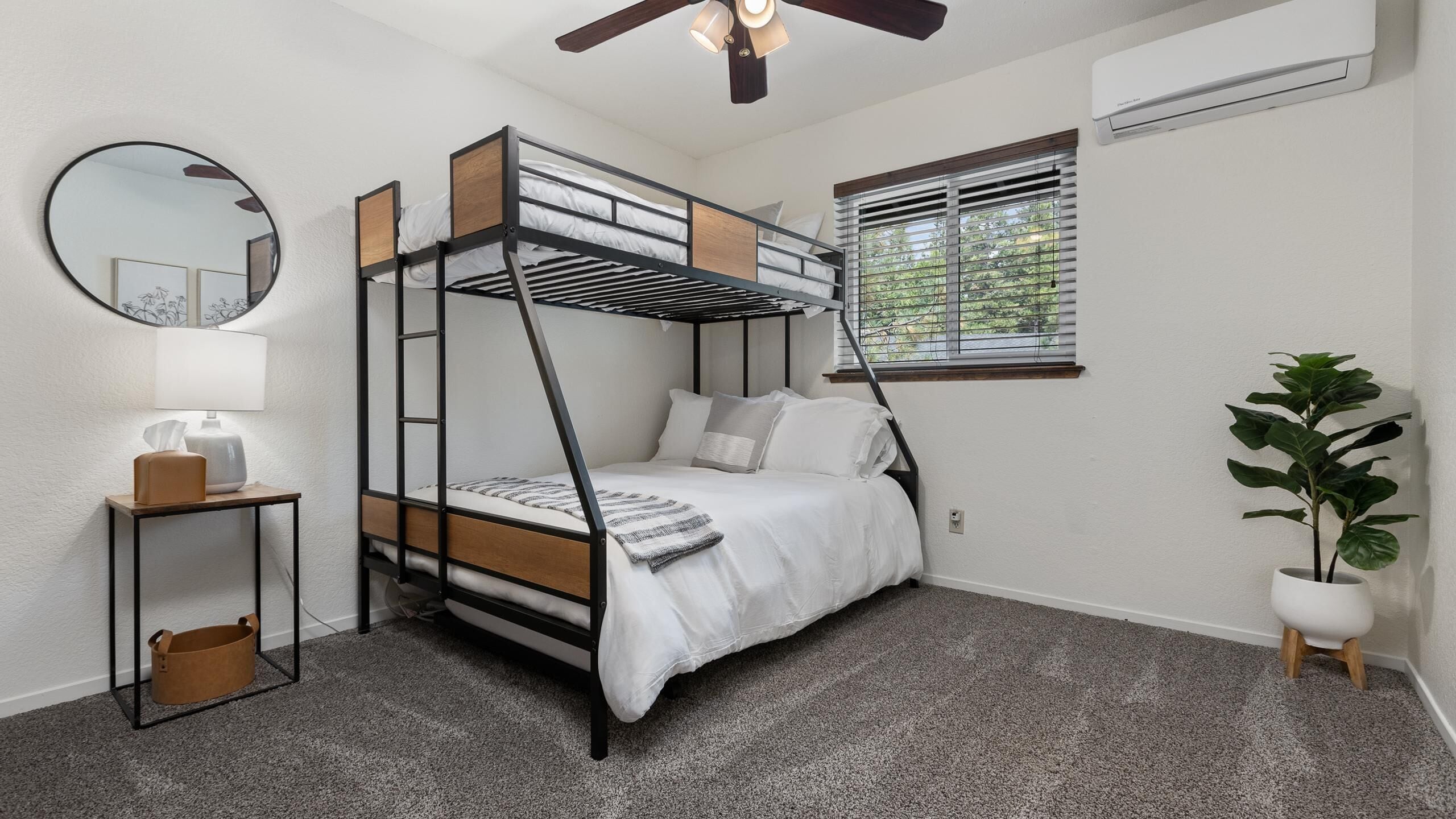 3 bedrooms, WiFi, bed sheets
