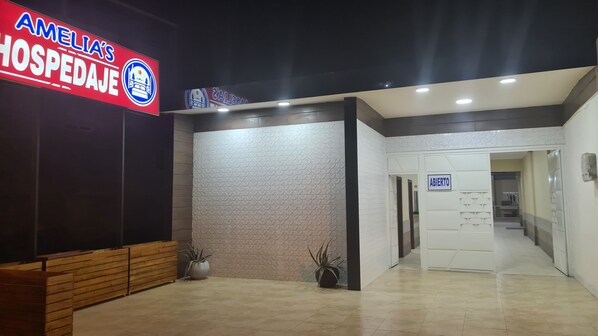 Front of property - Amelia's Hospedaje (Huaquillas)