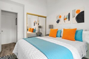 3 bedrooms, desk, iron/ironing board, free WiFi