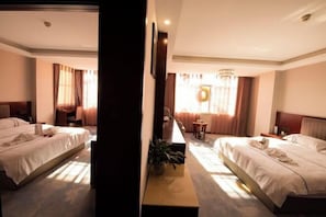 Room - Jubao Hotel (Huize)