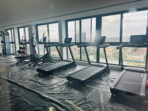 Fitness facility - Modern corporate apartment in brilliant Accra with WiFi, AC, fitness room (Accra)