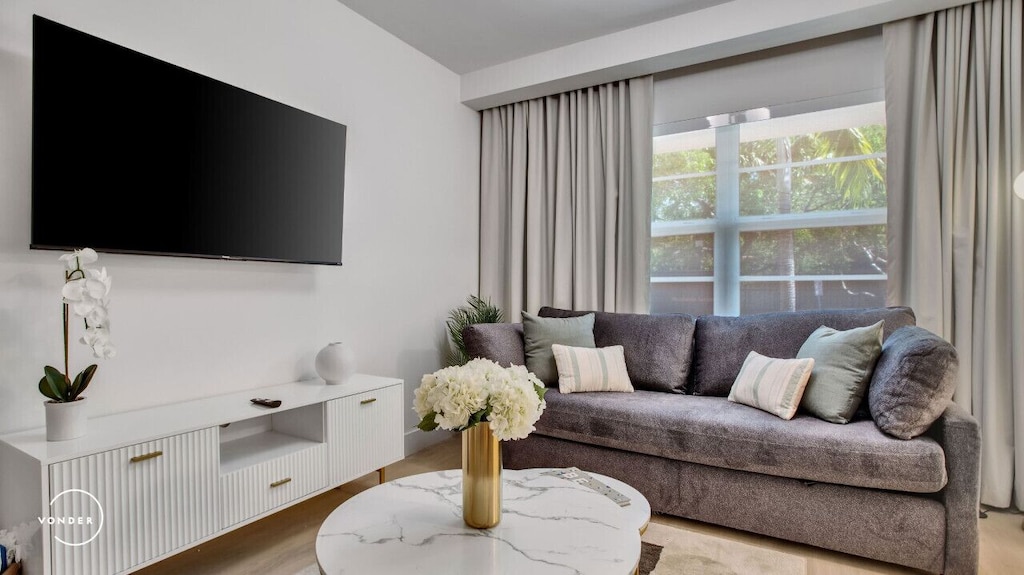 Vonder Miami Beach - Unit 2 - Miami, FL