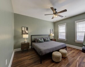 1 bedroom, desk, iron/ironing board, free WiFi