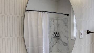 Hair dryer, towels