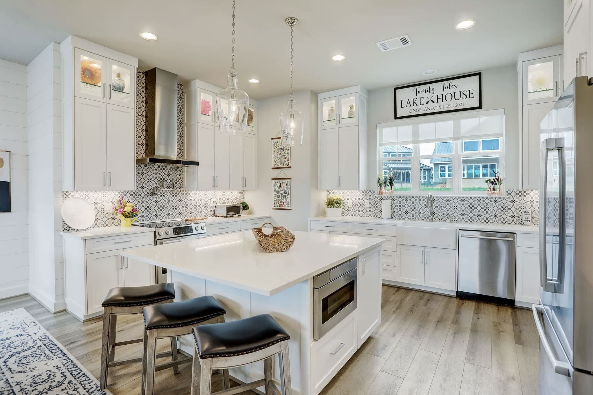 冰箱、微波炉、烤箱、炉灶