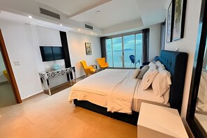 4 bedrooms, iron/ironing board, travel cot, free WiFi