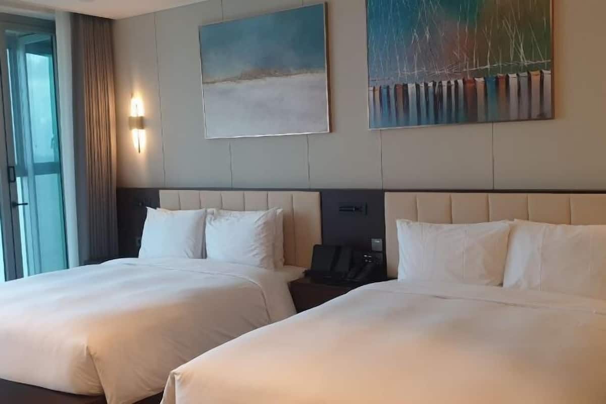 Ropa de cama de alta calidad, wifi gratis y ropa de cama