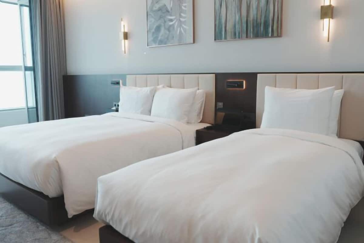 Ropa de cama de alta calidad, wifi gratis y ropa de cama