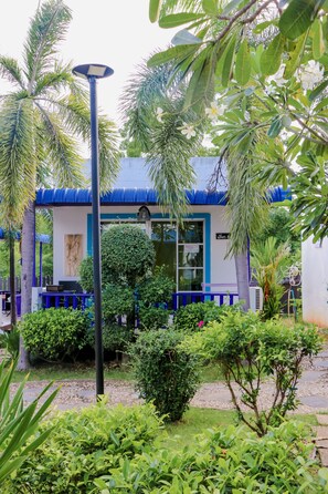 스탠다드 싱글룸, 킹사이즈침대 1개, 금연, 발코니 | 테라스/파티오