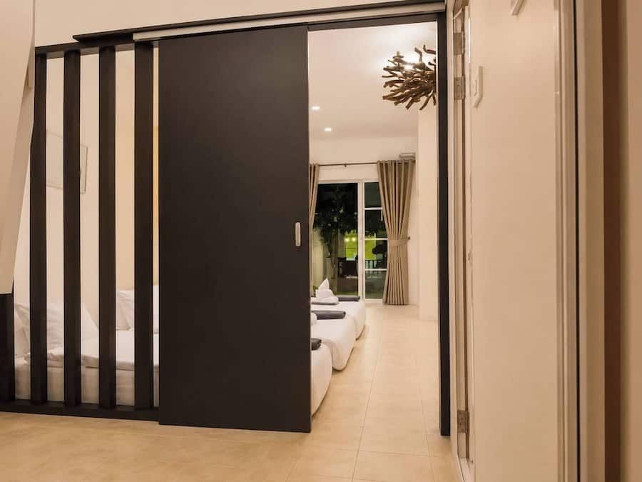 Wifi gratis y ropa de cama