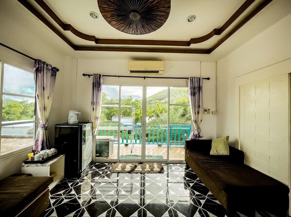 Room, Multiple Beds, Non Smoking, Tower