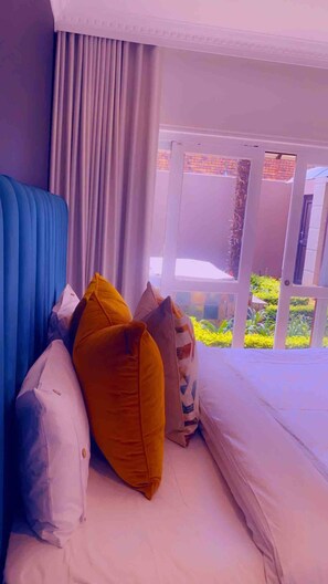 4 habitaciones, tabla de planchar con plancha y wifi 