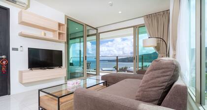 Sea View 2BR Apartment C73 in Oceana