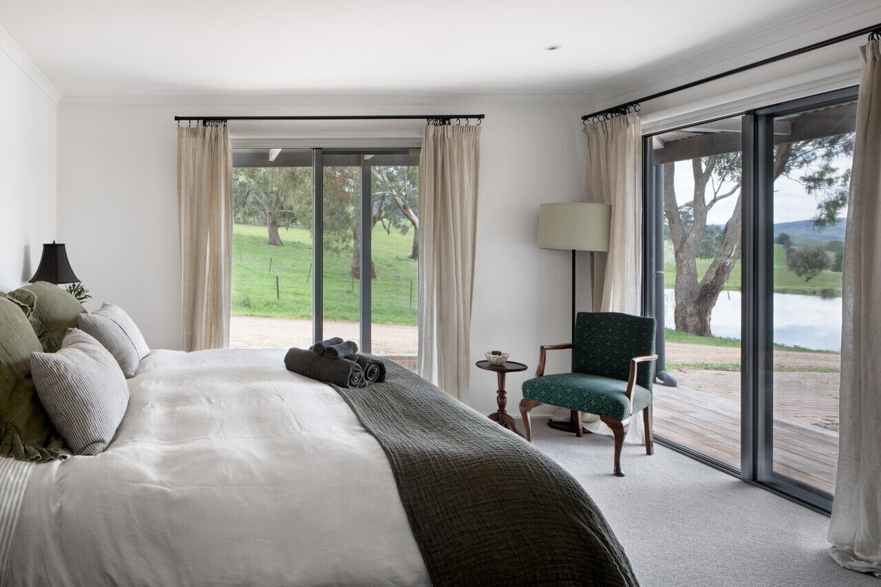 办公桌、熨斗/熨衣板、免费 WiFi、床单