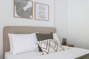 2 bedrooms, iron/ironing board, free WiFi, bed sheets - Alimos 2BR Apartment with Splendid Sea View (Alimos)