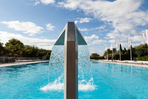 Family Bungalow Near Sea