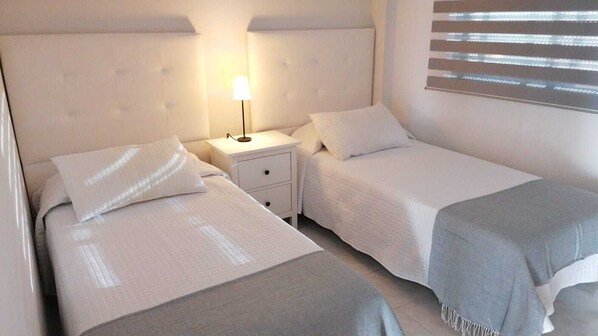 2 bedrooms, iron/ironing board, WiFi, bed sheets