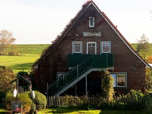 Exterior - Apartment 'Relas Ferienwohnungen - Spatzennest' with Shared Garden, Balcony and Wi-Fi (Nordstrand)