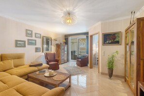TV, DVD player, stereo