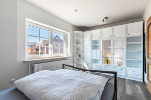 4 Schlafzimmer, kostenloses WLAN, Bettwäsche
