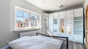 4 habitaciones, wifi gratis y ropa de cama