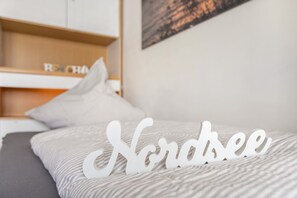 4 bedrooms, free WiFi, bed sheets
