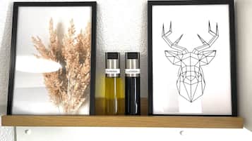 Dusche, Haartrockner, Handtücher