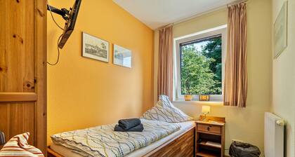 Chambre 'Einzelzimmer B' avec terrasse partagée et Wi-Fi