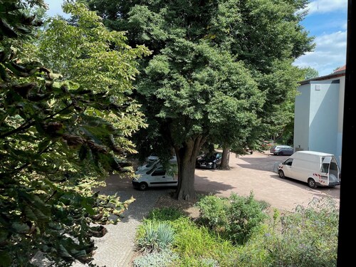 Zimmer 'Einzelzimmer B' mit Gemeinschaftsterrasse und Wi-Fi