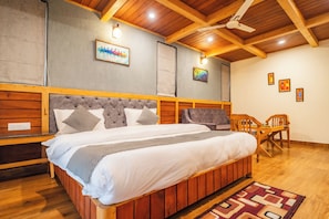 Executive Room, Valley View | Individually furnished, desk, laptop workspace, iron/ironing board
