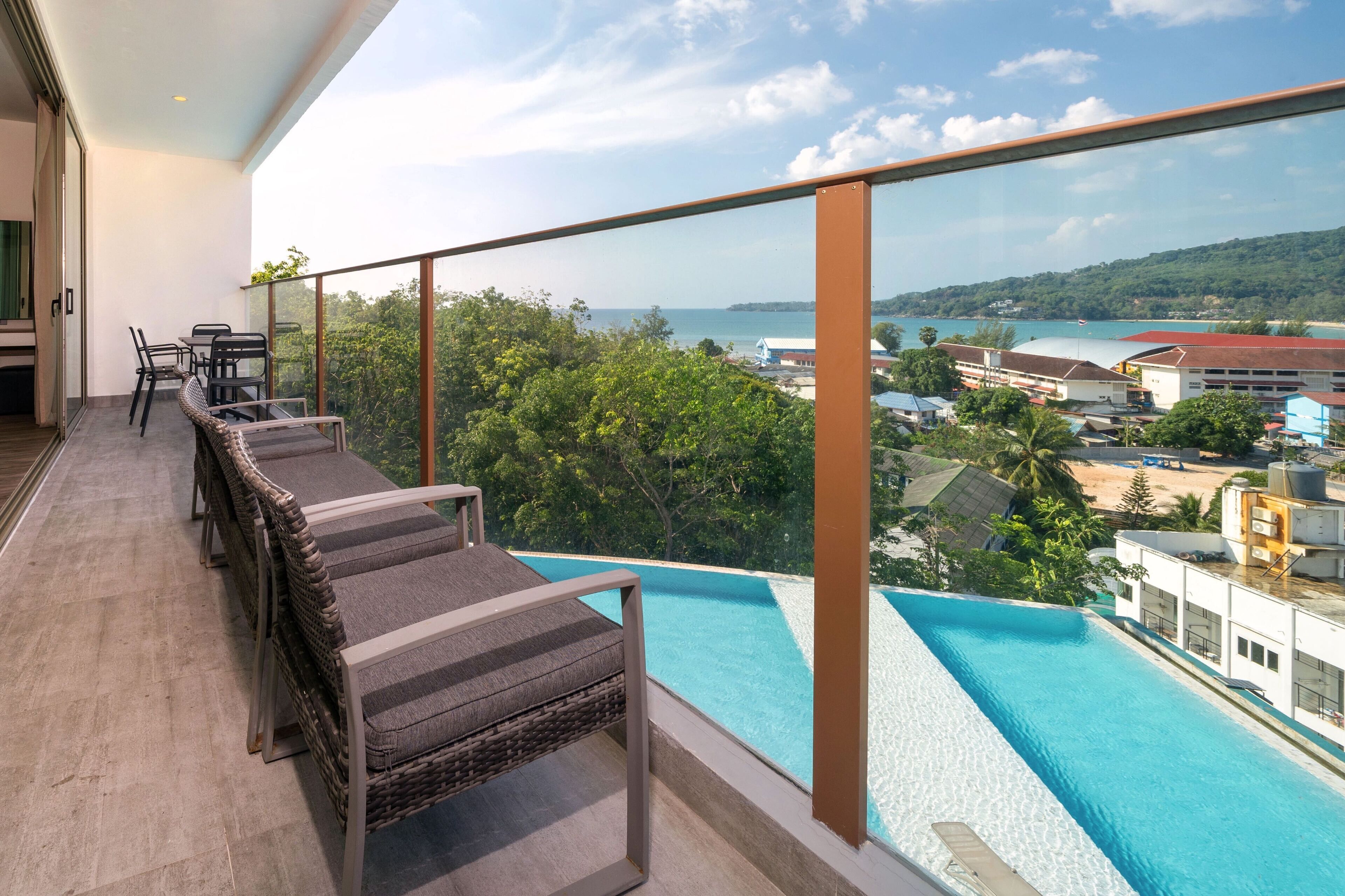 Premium Apart Daire, 2 Yatak Odası, Balkon, Kısmi Deniz Manzaralı | Balkon manzarası