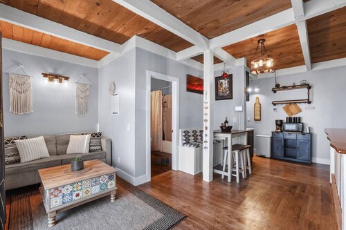 Boho Powder Pad | Near Heavenly | Sleeps 3