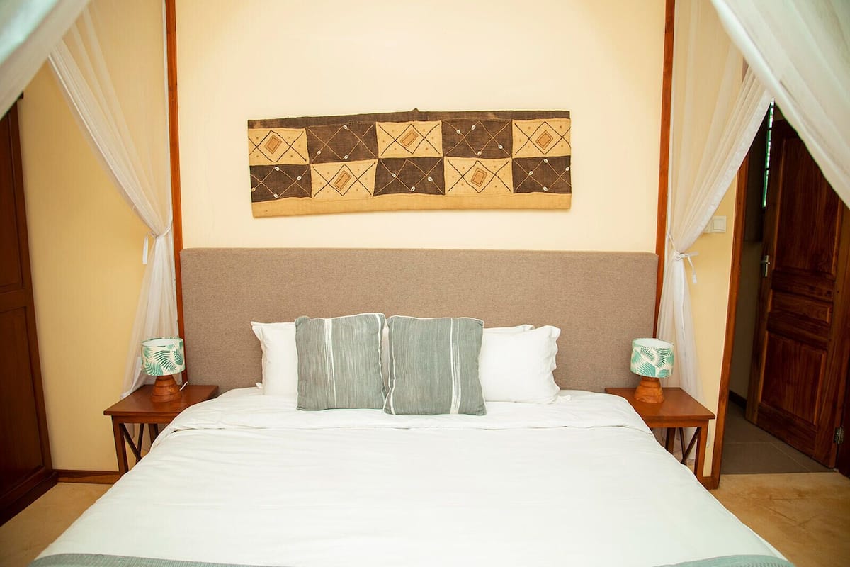 Deluxe Villa, 2 Bedrooms, Golf View | 4 bedrooms, free WiFi