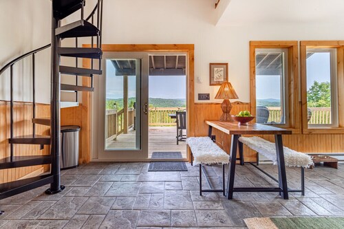 Tiny Home * Big Mountain View’s * Cozy Fireplace