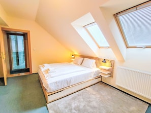 2 Schlafzimmer, Schreibtisch, WLAN