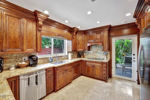 Beach Duplex - 3br/5ba Manor w/ Heated Pool