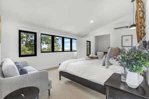 4 Schlafzimmer, Bügeleisen/Bügelbrett, WLAN, Bettwäsche