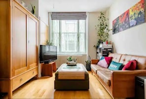 Smart-TV, Bücher