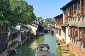 Unclassified image, 3 of 25, button - Wuzhen Chaifeng Homestay (Tongxiang)