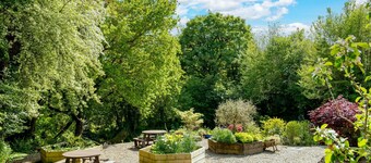 Simply idyllic for young families or couples alike, this former farm stable has been transformed int