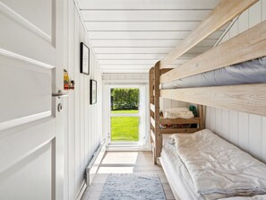 3 bedrooms, WiFi - "Enida" - 350m to the fjord by Interhome (Egernsund)