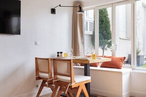 Dining - Appartement Le Marais - 1 Bedroom (Paris)