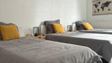 2 bedrooms, iron/ironing board, travel cot, WiFi